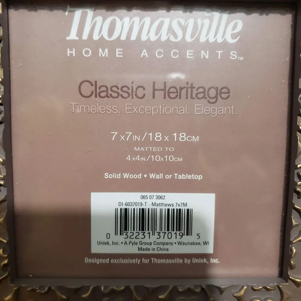 Thomasville Home Accent  Solid Wood Wall/tabletop Picture Frame 7